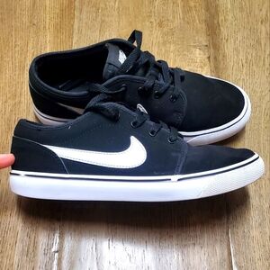 Nike Satire sneakers